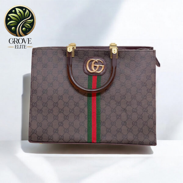 Gucci Luxe Handbag for Modern Women